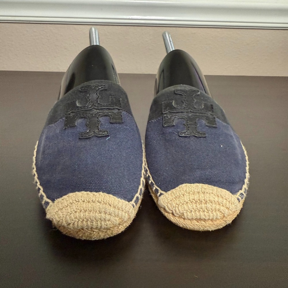 Tory Burch Weston Flat Espadrilles Womens 9 Navy‎ Canvas Classic Slip-On Shoes - Picture 2 of 8